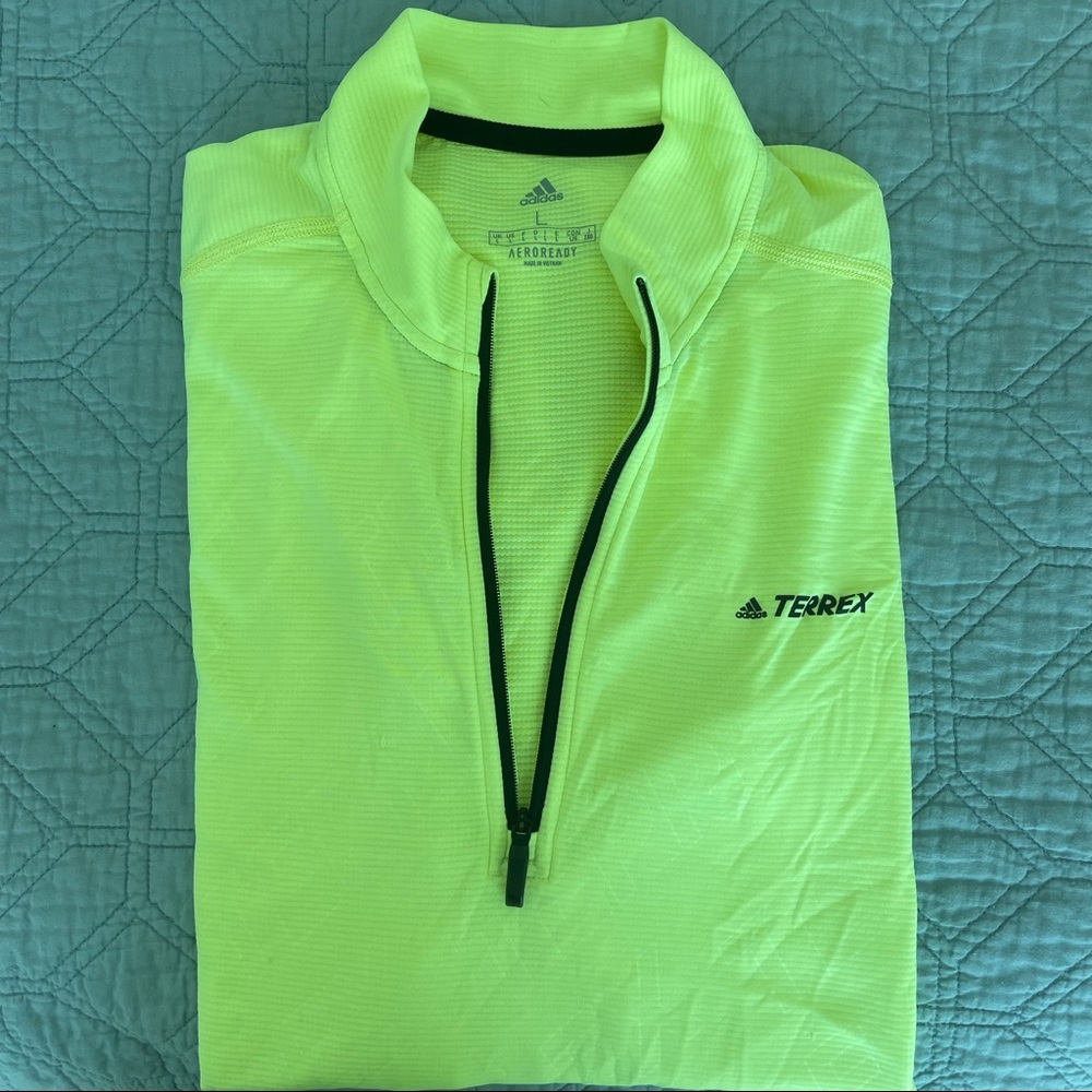 Mens adidas- size Large Terrex half zip long sleeve